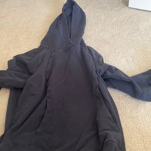 Size 10 lululemon sweatshirt